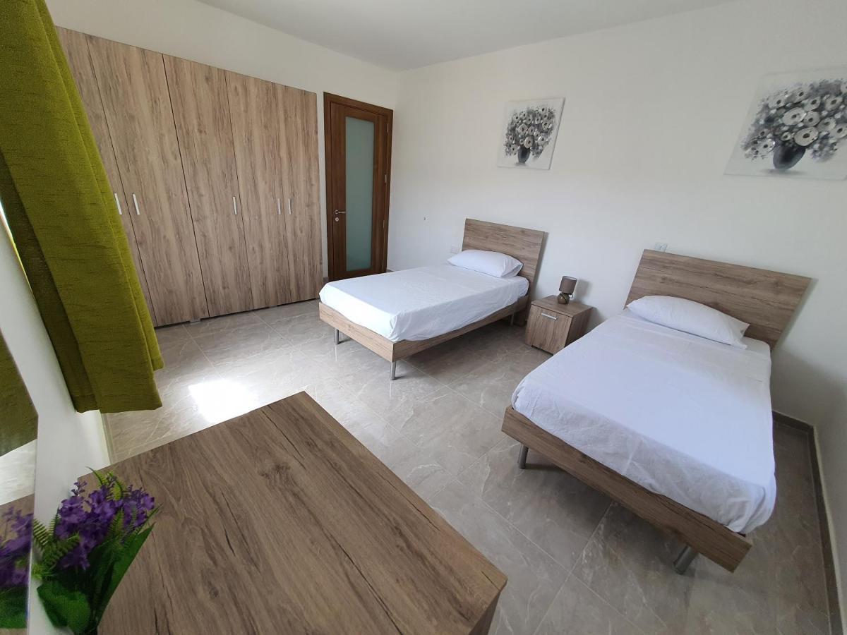 Pretty 2 Bedroom Apartment With Shared Pool St. Paul's Bay Bagian luar foto